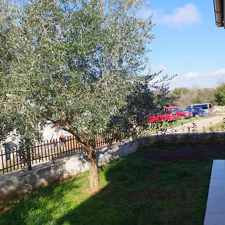 House Matteo, Valdenaga * Pula