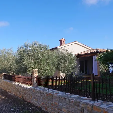 House Matteo, Valdenaga Semesterbostad