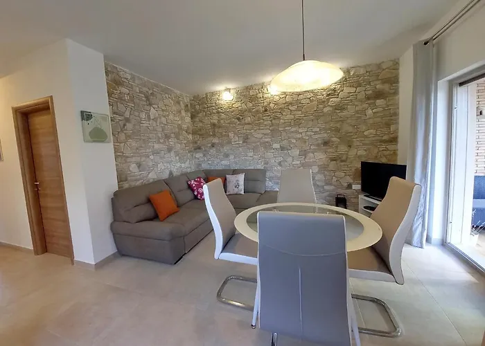 House Matteo, Valdenaga