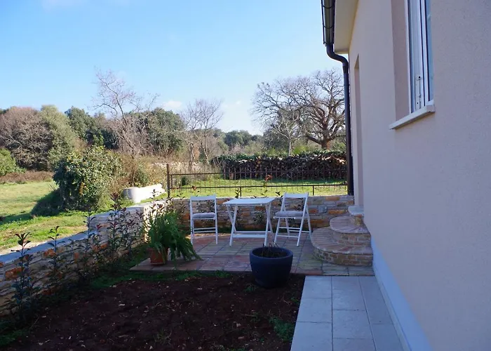 House Matteo, Valdenaga * Pula