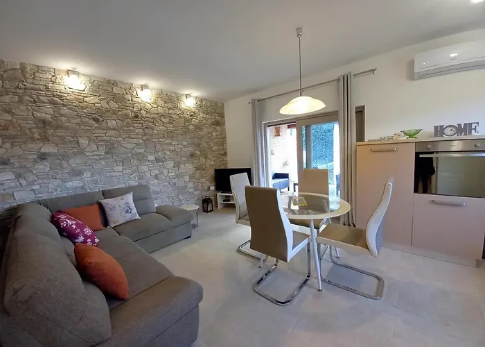 House Matteo, Valdenaga *